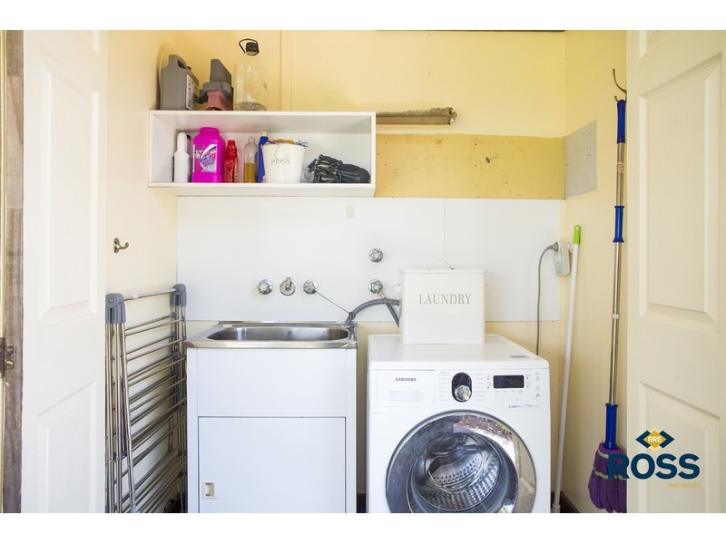 77 Gerard Street, Currajong QLD 4812