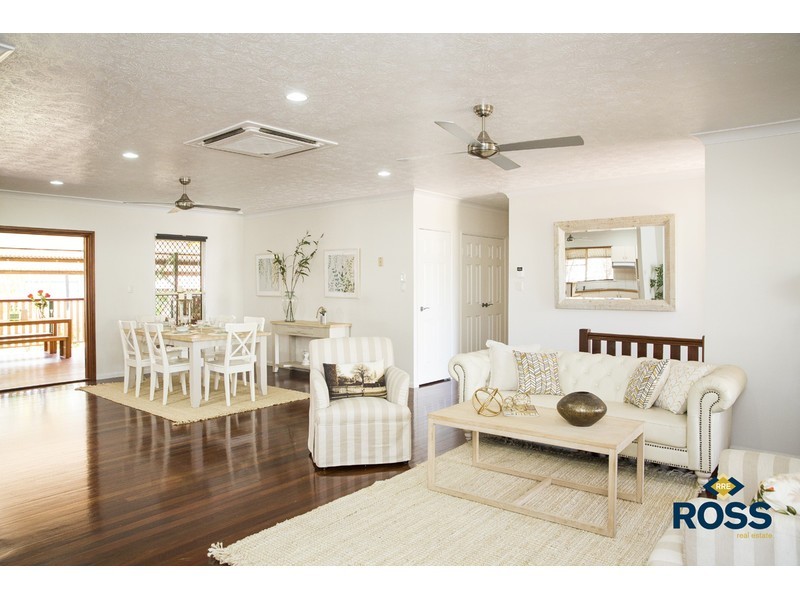 3 Saddle Court, Mount Louisa QLD 4814