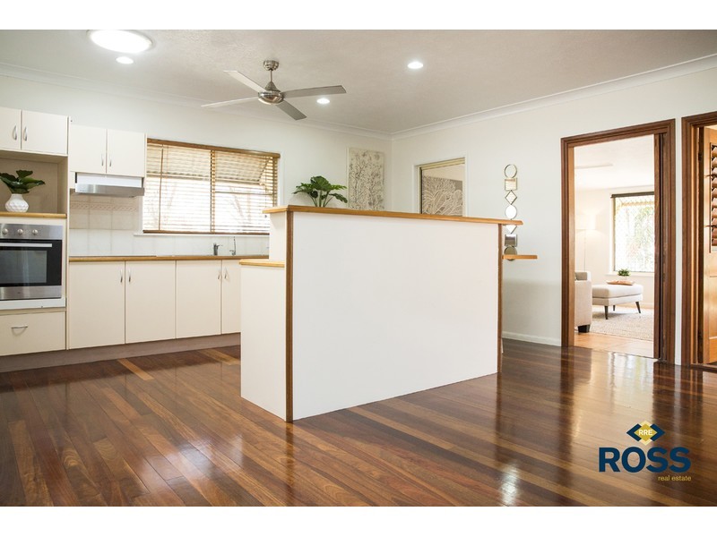 3 Saddle Court, Mount Louisa QLD 4814