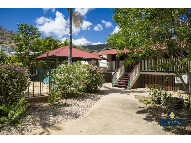 3 Saddle Court, Mount Louisa QLD 4814