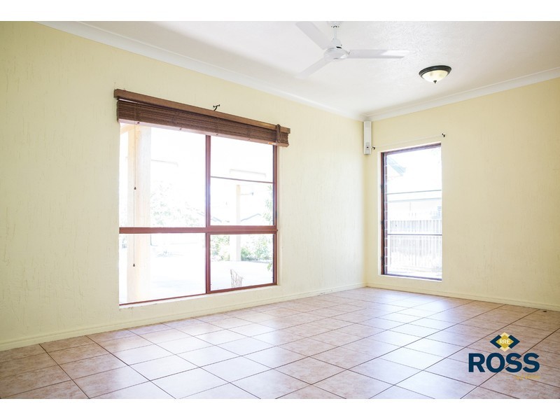 55 Templeton Crescent, Douglas QLD 4814