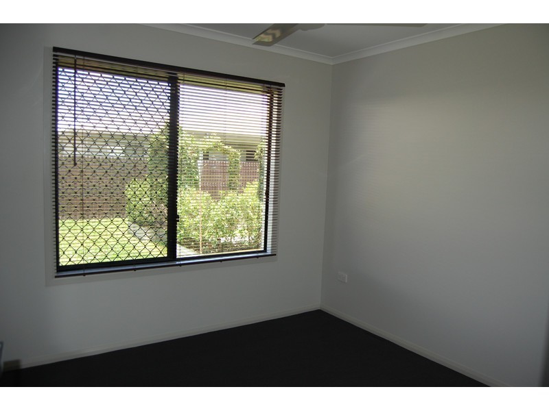 11 Emperor Boulevard, Burdell QLD 4818