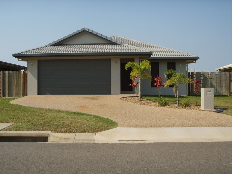 27 Dundabella Drive, Deeragun QLD 4818
