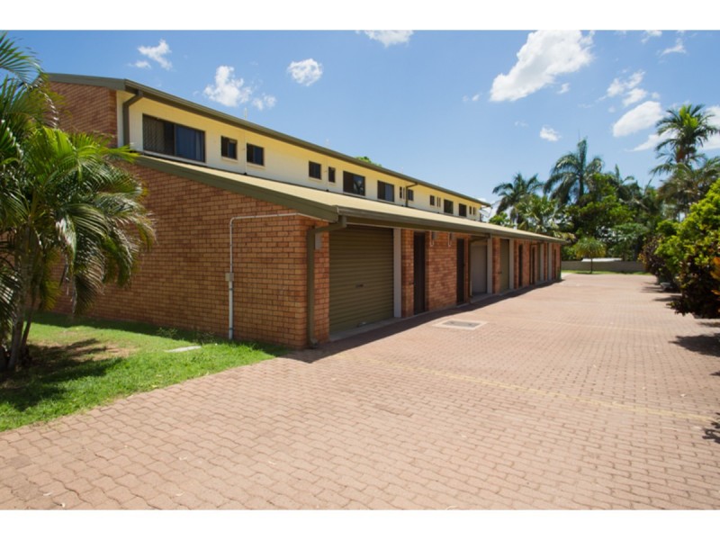 2/16 Cowley Street, West End QLD 4810