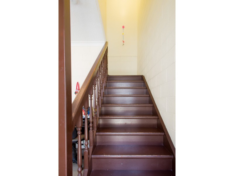 2/16 Cowley Street, West End QLD 4810