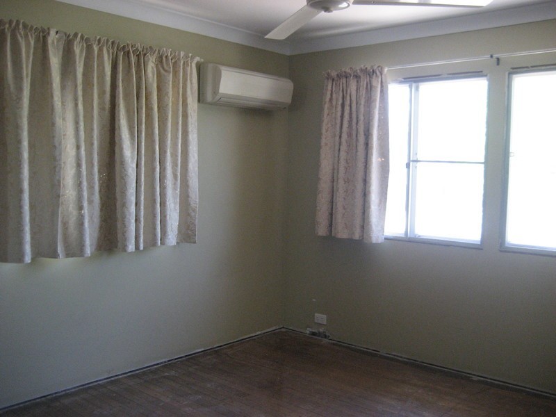 5 Raynor Street, Cranbrook QLD 4814