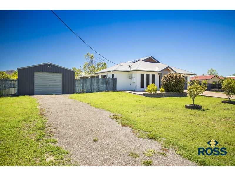 11 Tennessee Way, Kelso QLD 4815