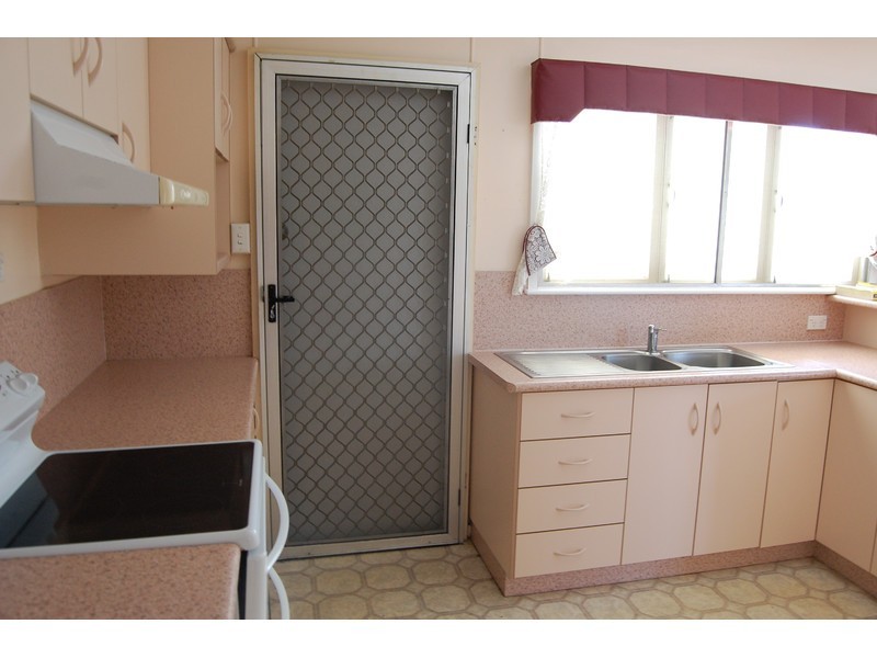 4 Yapp Street, Vincent QLD 4814