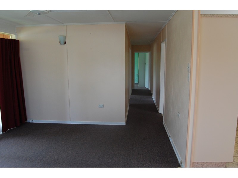 4 Yapp Street, Vincent QLD 4814