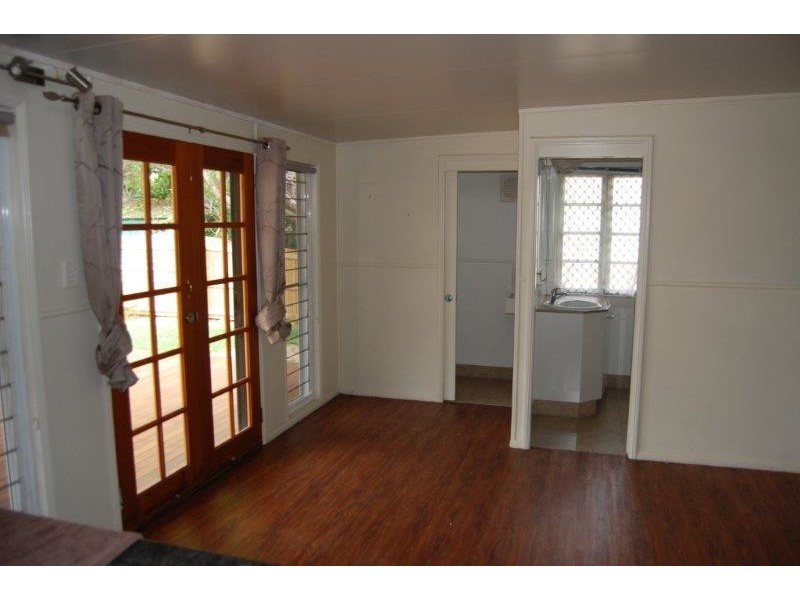 57 Corcoran Street, Currajong QLD 4812