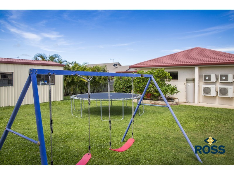 18 Kroymans Drive, Mount Louisa QLD 4814