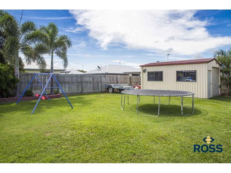 18 Kroymans Drive, Mount Louisa QLD 4814