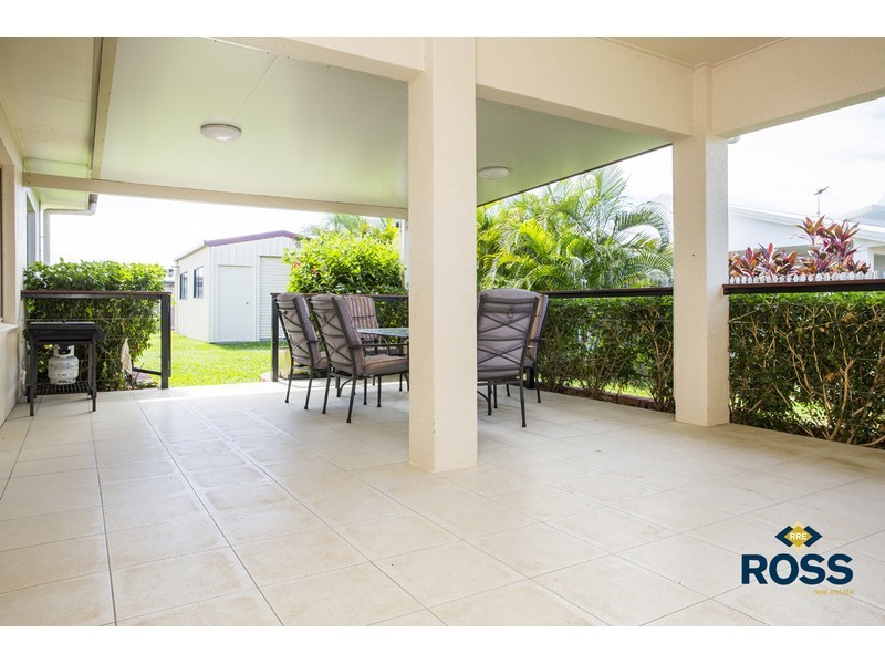 18 Kroymans Drive, Mount Louisa QLD 4814