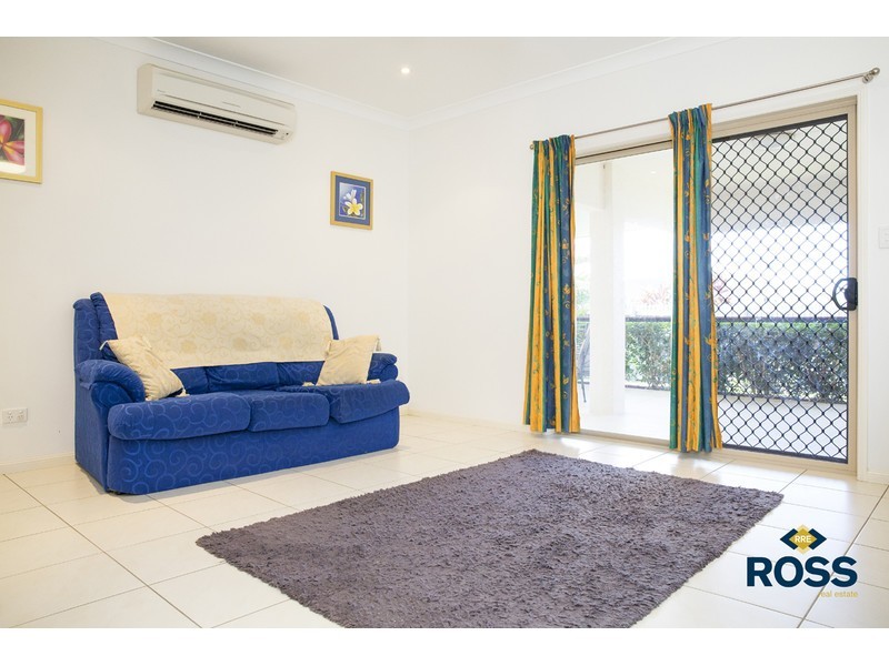 18 Kroymans Drive, Mount Louisa QLD 4814
