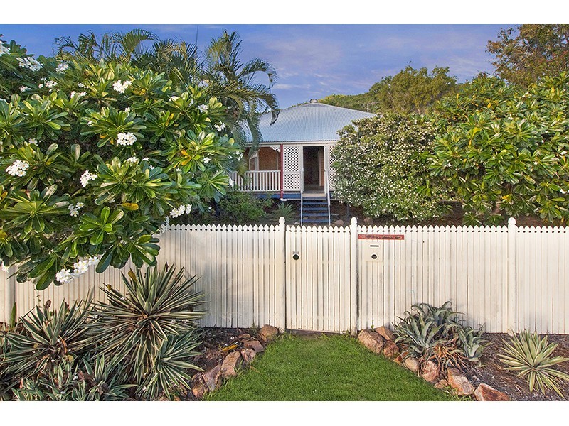 15 Harold Street, West End QLD 4810