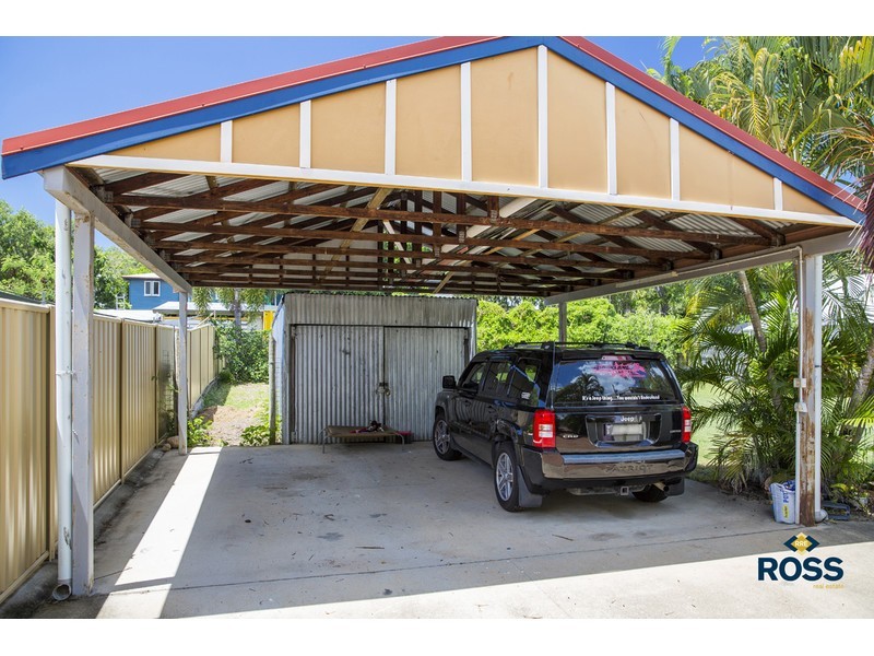 15 Harold Street, West End QLD 4810