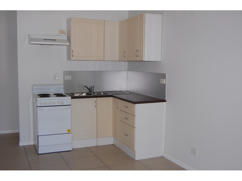 3/18 Sussex Street, Hyde Park QLD 4812