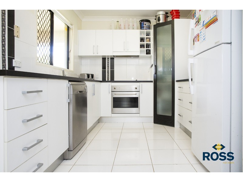 14 Armistice Street, Burdell QLD 4818