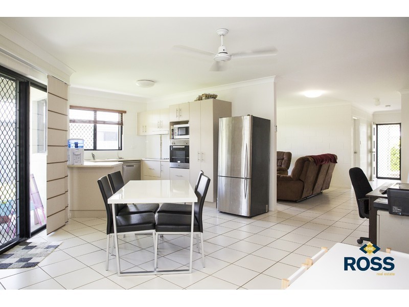 11 Thornbill Close, Kelso QLD 4815