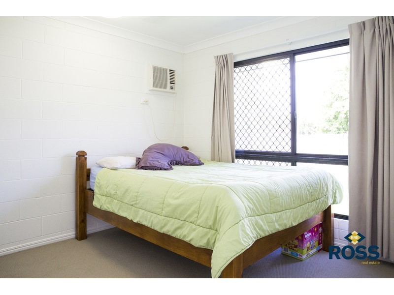 11 Thornbill Close, Kelso QLD 4815