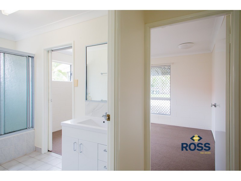 4 Tartan Place, Rasmussen QLD 4815