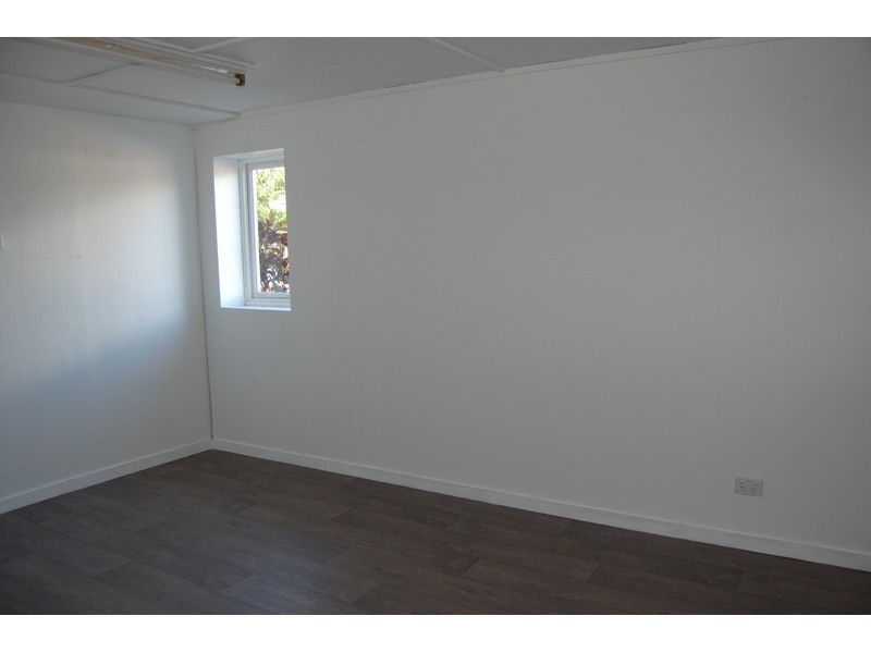 111 Nathan Street, Cranbrook QLD 4814