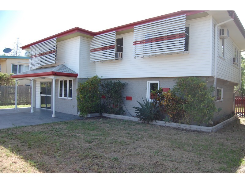 111 Nathan Street, Cranbrook QLD 4814