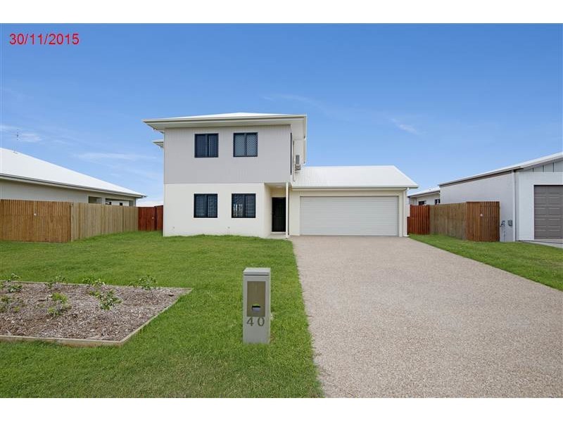 40 Bluewattle Boulevard, Rasmussen QLD 4815