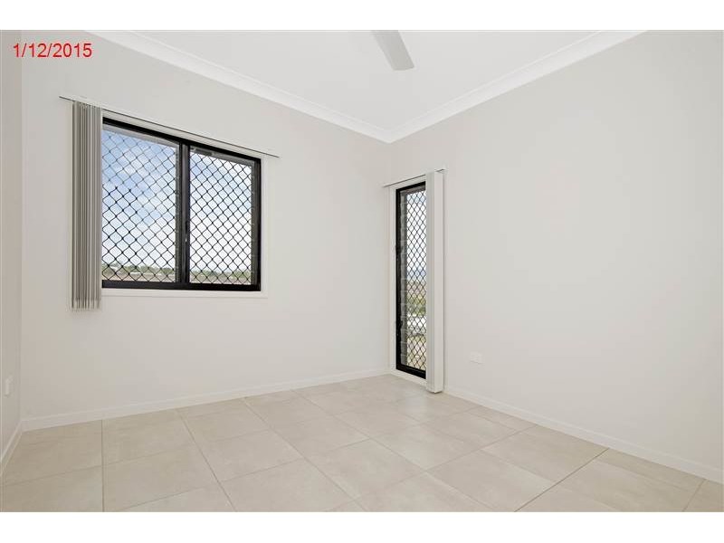 40 Bluewattle Boulevard, Rasmussen QLD 4815