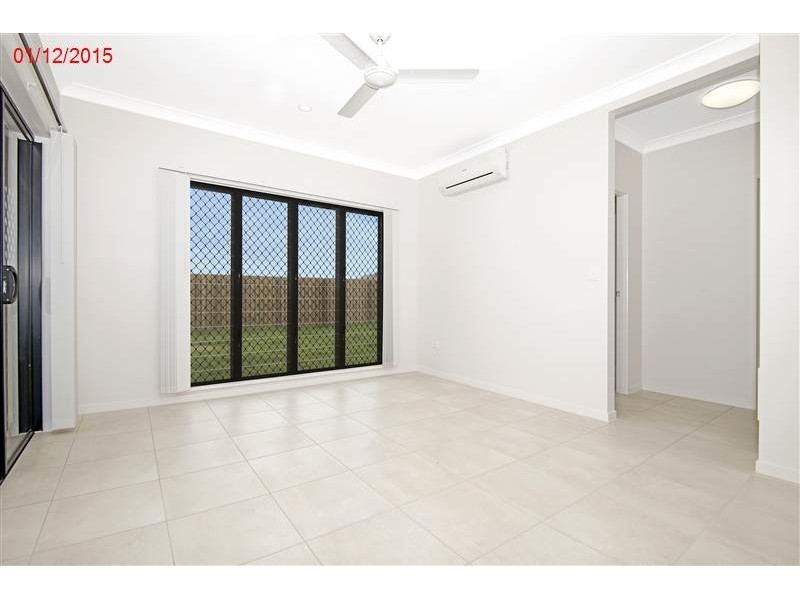 40 Bluewattle Boulevard, Rasmussen QLD 4815