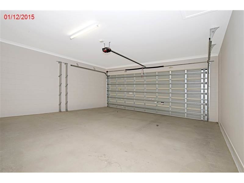 40 Bluewattle Boulevard, Rasmussen QLD 4815