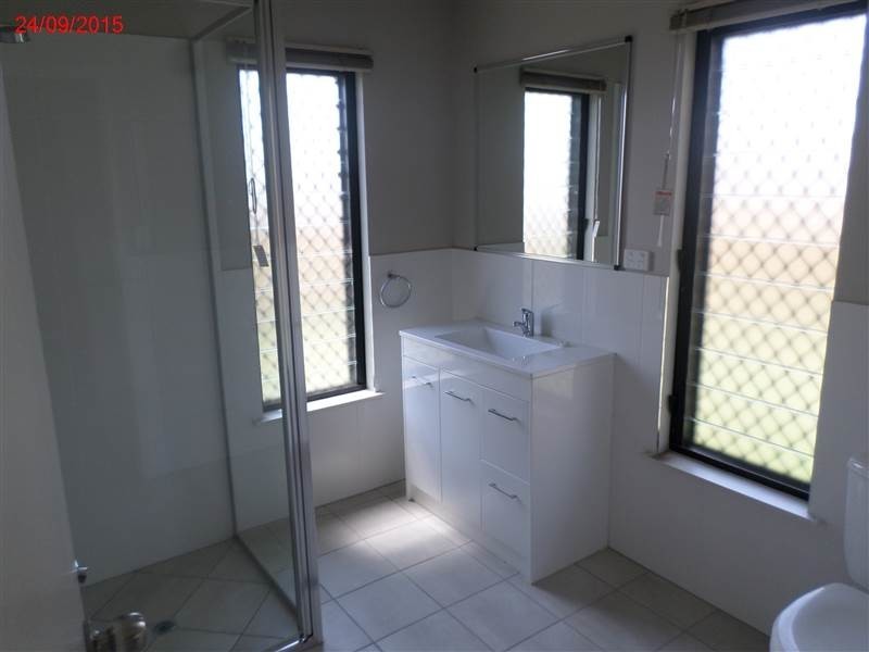 42 Bluewattle Boulevard, Rasmussen QLD 4815