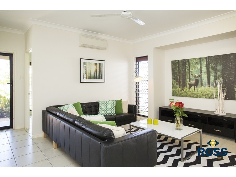 32 Mallorca Circuit, Burdell QLD 4818