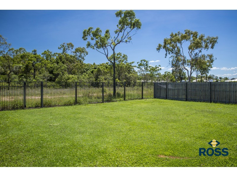 32 Mallorca Circuit, Burdell QLD 4818