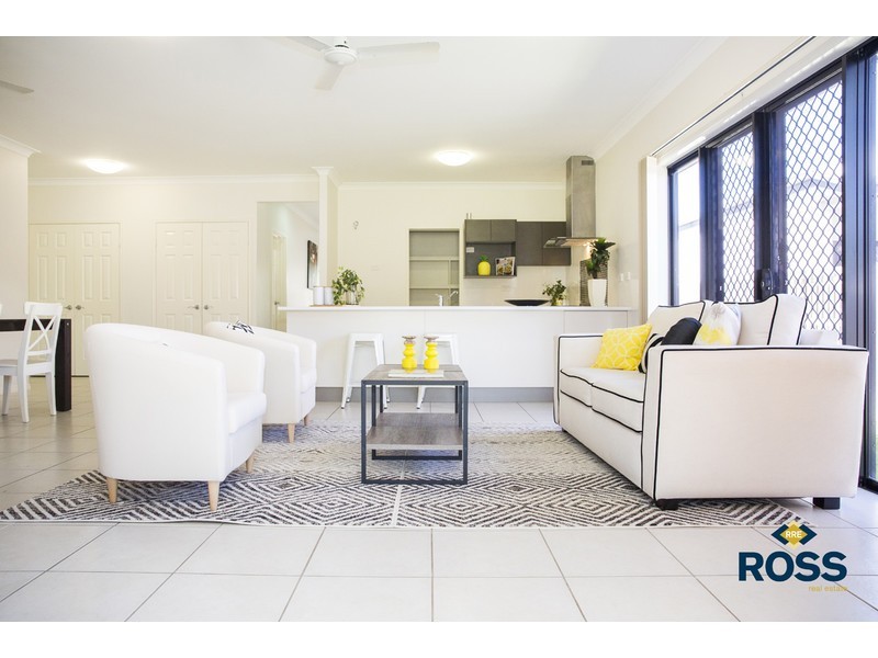 32 Mallorca Circuit, Burdell QLD 4818