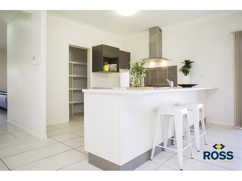 32 Mallorca Circuit, Burdell QLD 4818