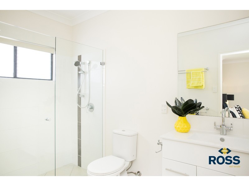 32 Mallorca Circuit, Burdell QLD 4818