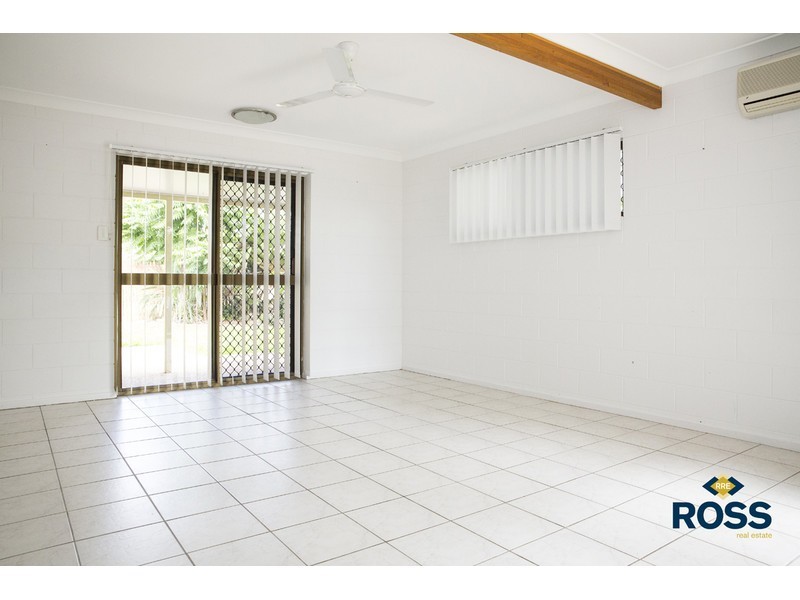 9 Nowland Avenue, Cranbrook QLD 4814