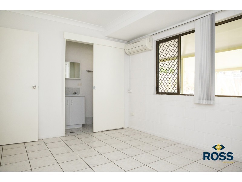 9 Nowland Avenue, Cranbrook QLD 4814