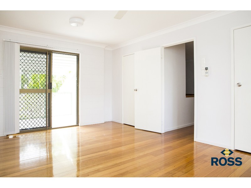 9 Nowland Avenue, Cranbrook QLD 4814