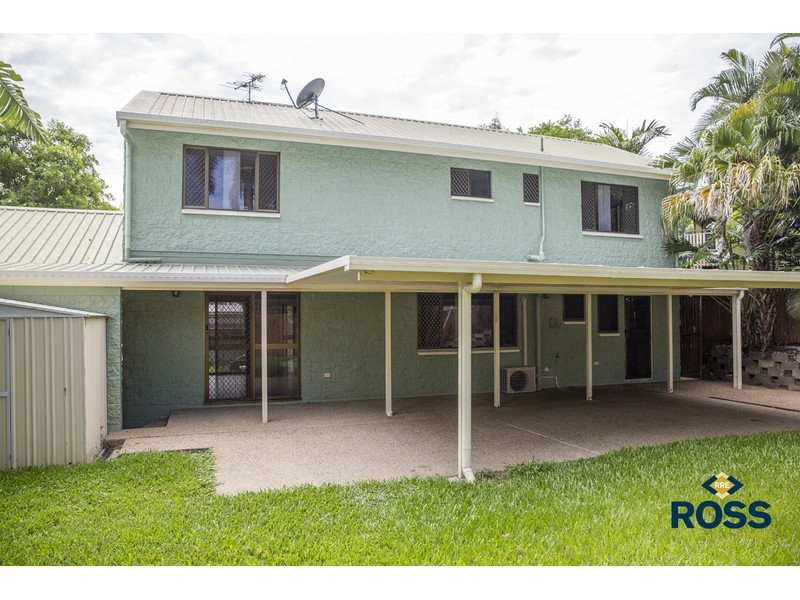 9 Nowland Avenue, Cranbrook QLD 4814