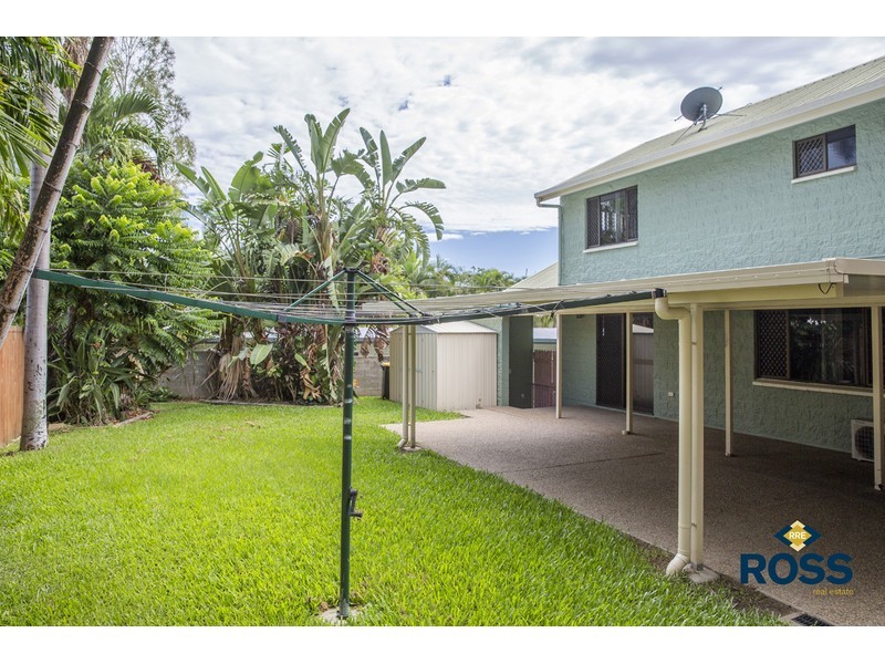 9 Nowland Avenue, Cranbrook QLD 4814