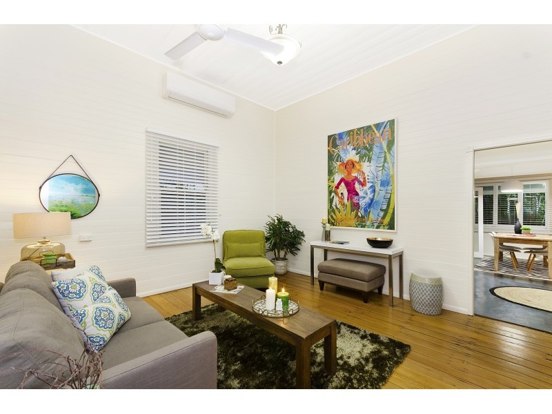 19 Leigh Street, West End QLD 4810