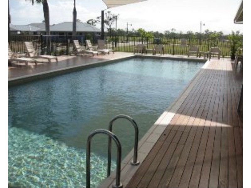 9/67-90 Phoenix Parade, Kirwan QLD 4817