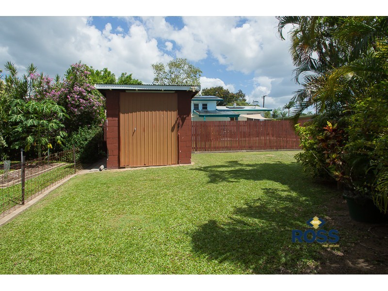 12 Daley Street, Heatley QLD 4814
