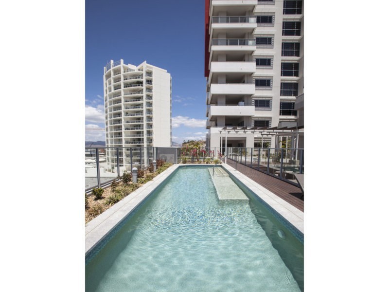 9.02/122 Walker Street, Townsville City QLD 4810