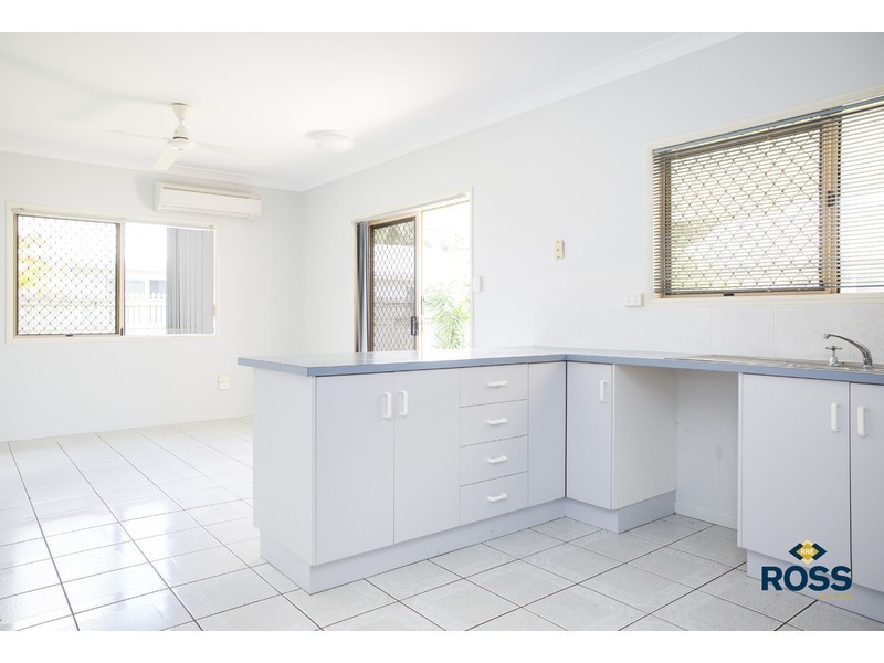 6 Redwood Avenue, Kirwan QLD 4817