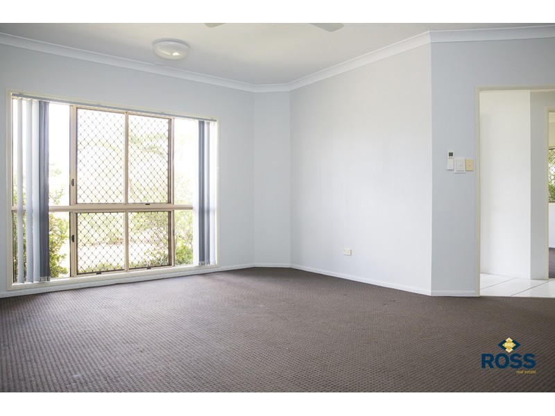 6 Redwood Avenue, Kirwan QLD 4817