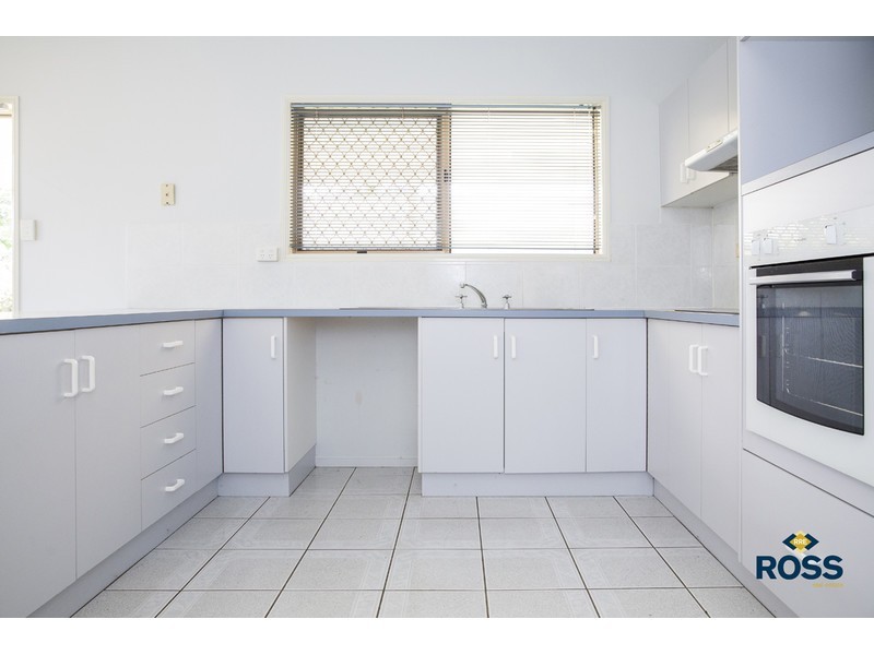 6 Redwood Avenue, Kirwan QLD 4817