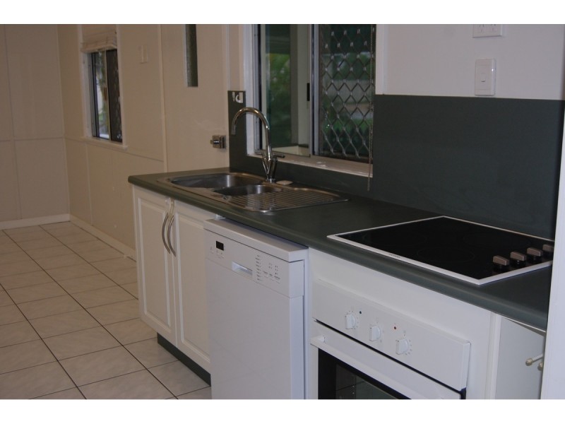 23 Munroe Street, Wulguru QLD 4811